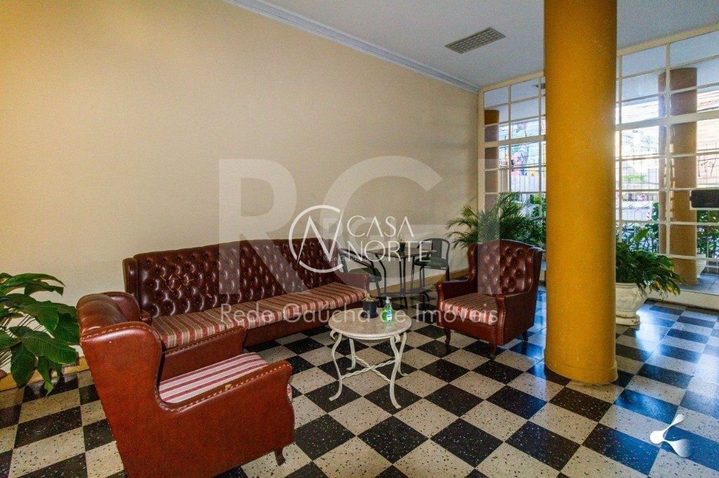 Apartamento à venda com 3 quartos, 145m², 1 suíte, 1 vaga, Rua General Lima e Silva no bairro Centro Histórico em Porto Alegre