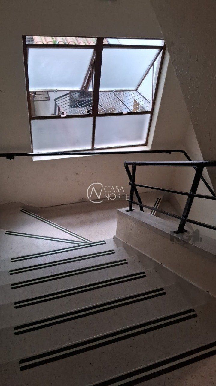 Apartamento à venda com 3 quartos, 111m², 1 suíte, Rua Olavo Bilac no bairro Azenha em Porto Alegre