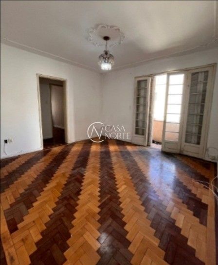 Apartamento à venda com 3 quartos, 72m², Avenida Carlos Gomes no bairro Boa Vista em Porto Alegre