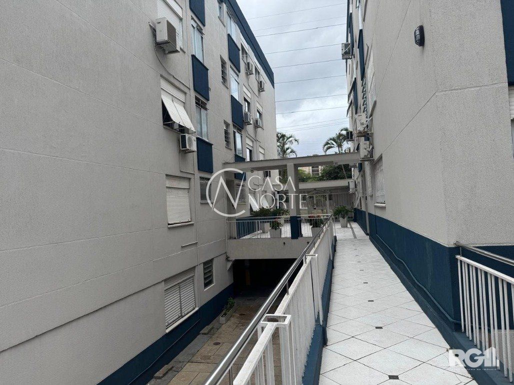 Apartamento à venda com 2 quartos, 58m², Avenida Ipiranga no bairro Azenha em Porto Alegre