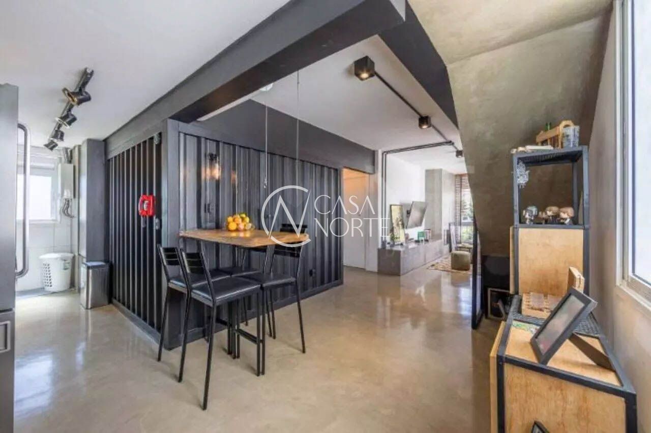 Cobertura à venda com 2 quartos, 151m², 1 suíte, 2 vagas, Avenida Montenegro no bairro Petrópolis em Porto Alegre