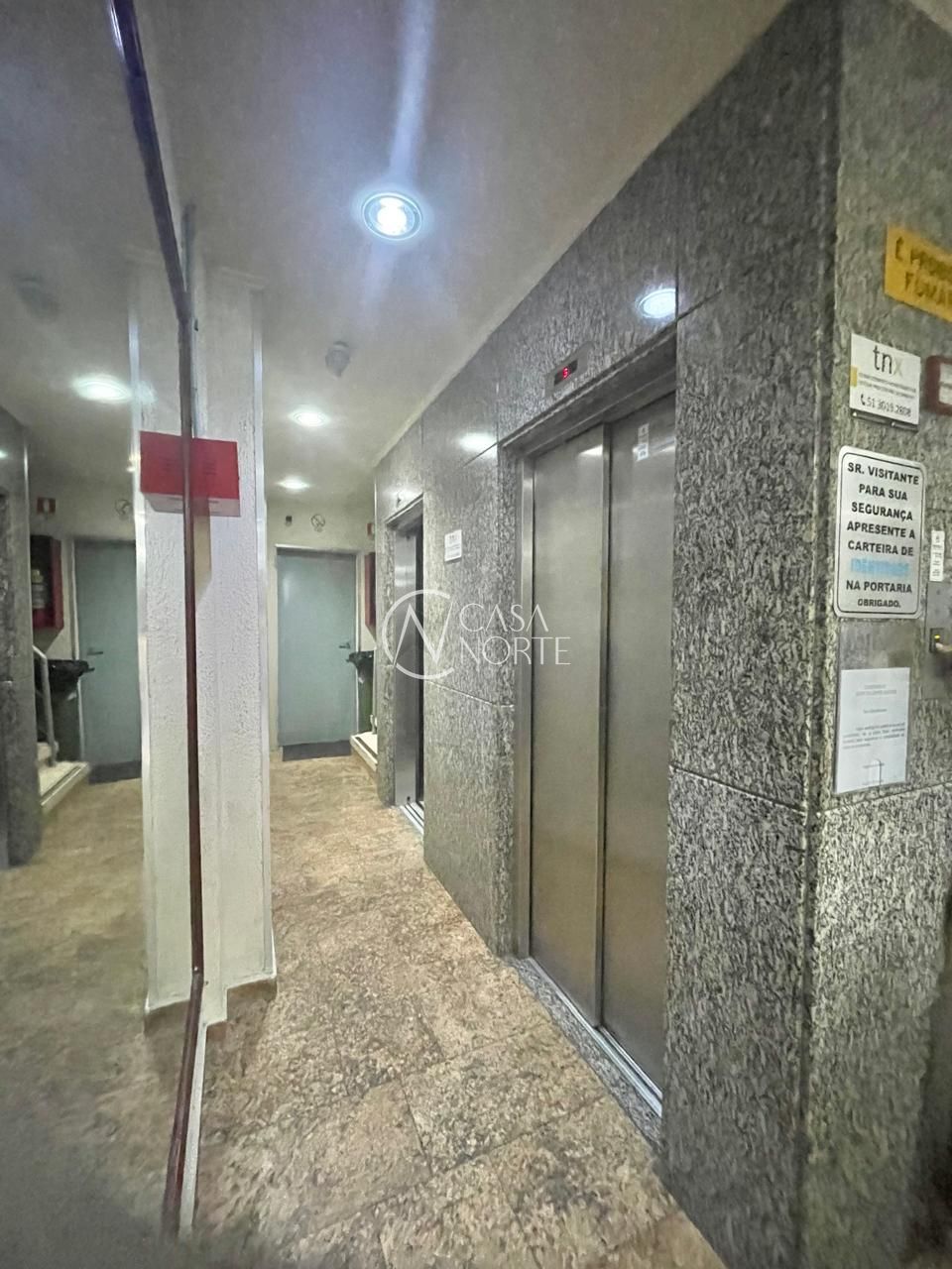 Apartamento à venda com 3 quartos, 71m², Rua Doutor Flores no bairro Centro Histórico em Porto Alegre