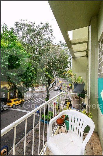 Apartamento à venda com 3 quartos, 97m², Rua Duque de Caxias no bairro Centro Histórico em Porto Alegre