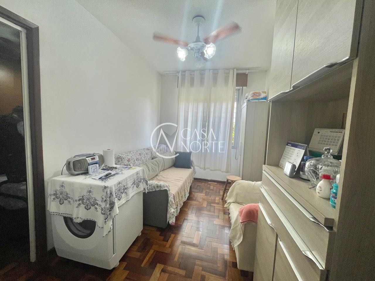 Apartamento à venda com 1 quarto, 35m², 1 suíte, 1 vaga, Avenida Taquary no bairro Cristal em Porto Alegre