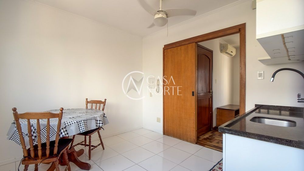 Cobertura à venda com 3 quartos, 142m², 1 suíte, 1 vaga, Rua Ari Barroso no bairro Sarandi em Porto Alegre