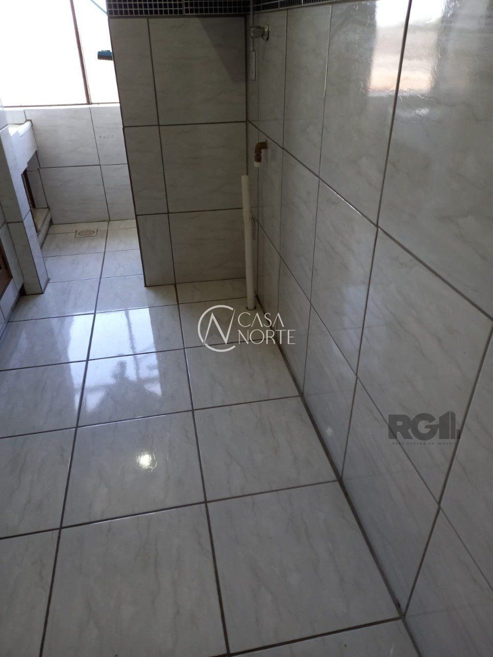 Apartamento à venda com 2 quartos, 60m², Rua Carmelita Grippi no bairro Rubem Berta em Porto Alegre