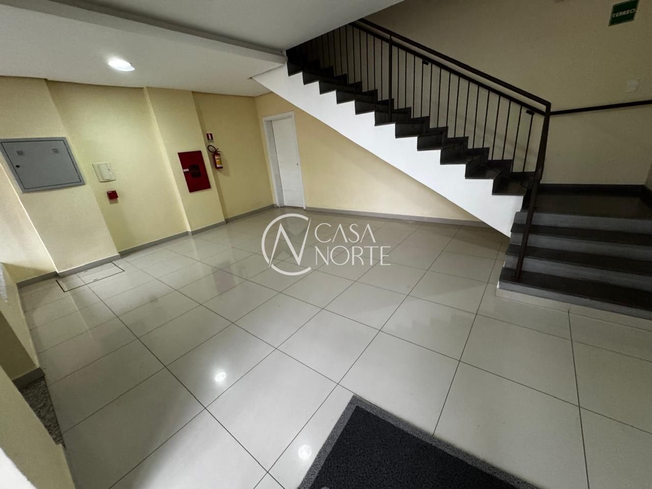 Apartamento à venda com 2 quartos, 74m², 1 vaga, Rua Leopoldo Bier no bairro Santana em Porto Alegre