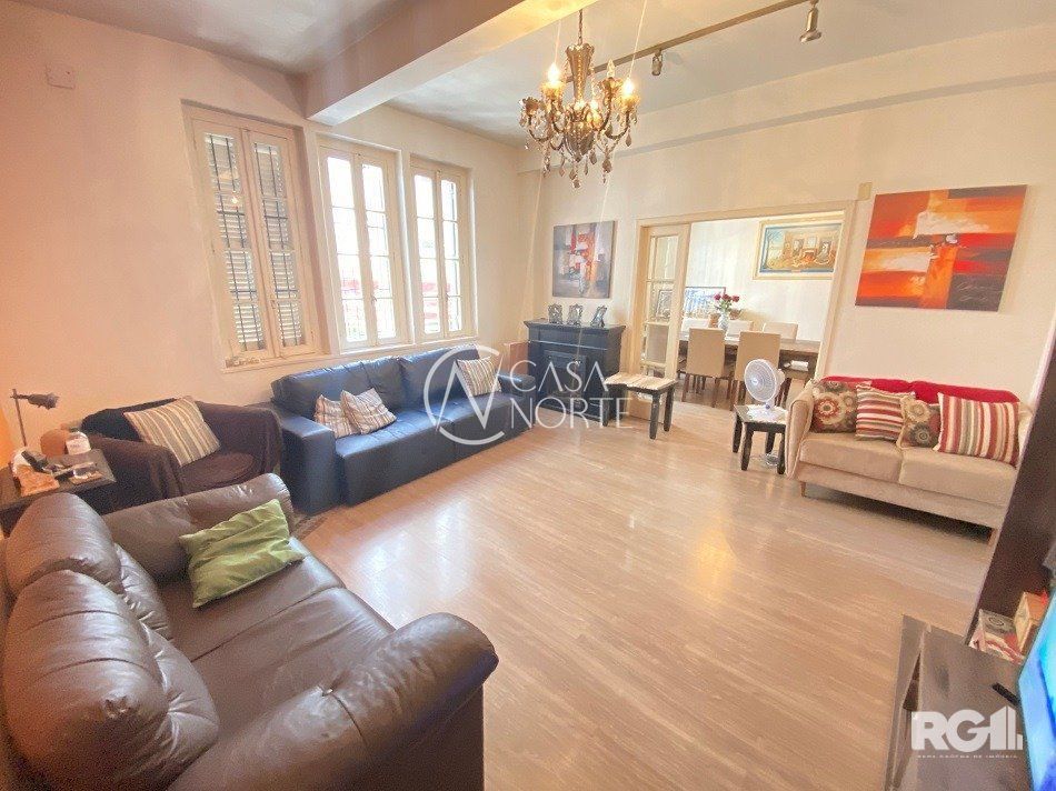 Apartamento à venda com 2 quartos, 111m², Avenida Alberto Bins no bairro Floresta em Porto Alegre