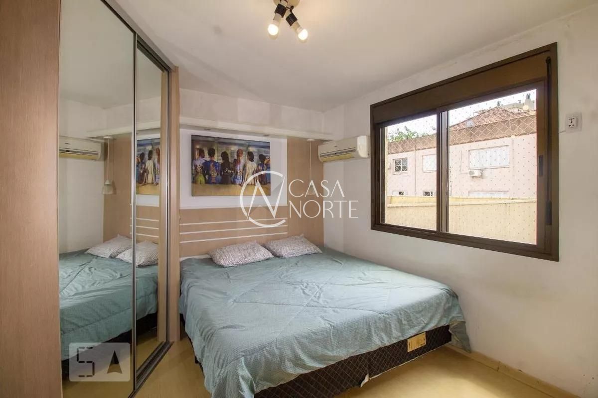Apartamento à venda com 2 quartos, 80m², 1 vaga, Rua Santana no bairro Santana em Porto Alegre