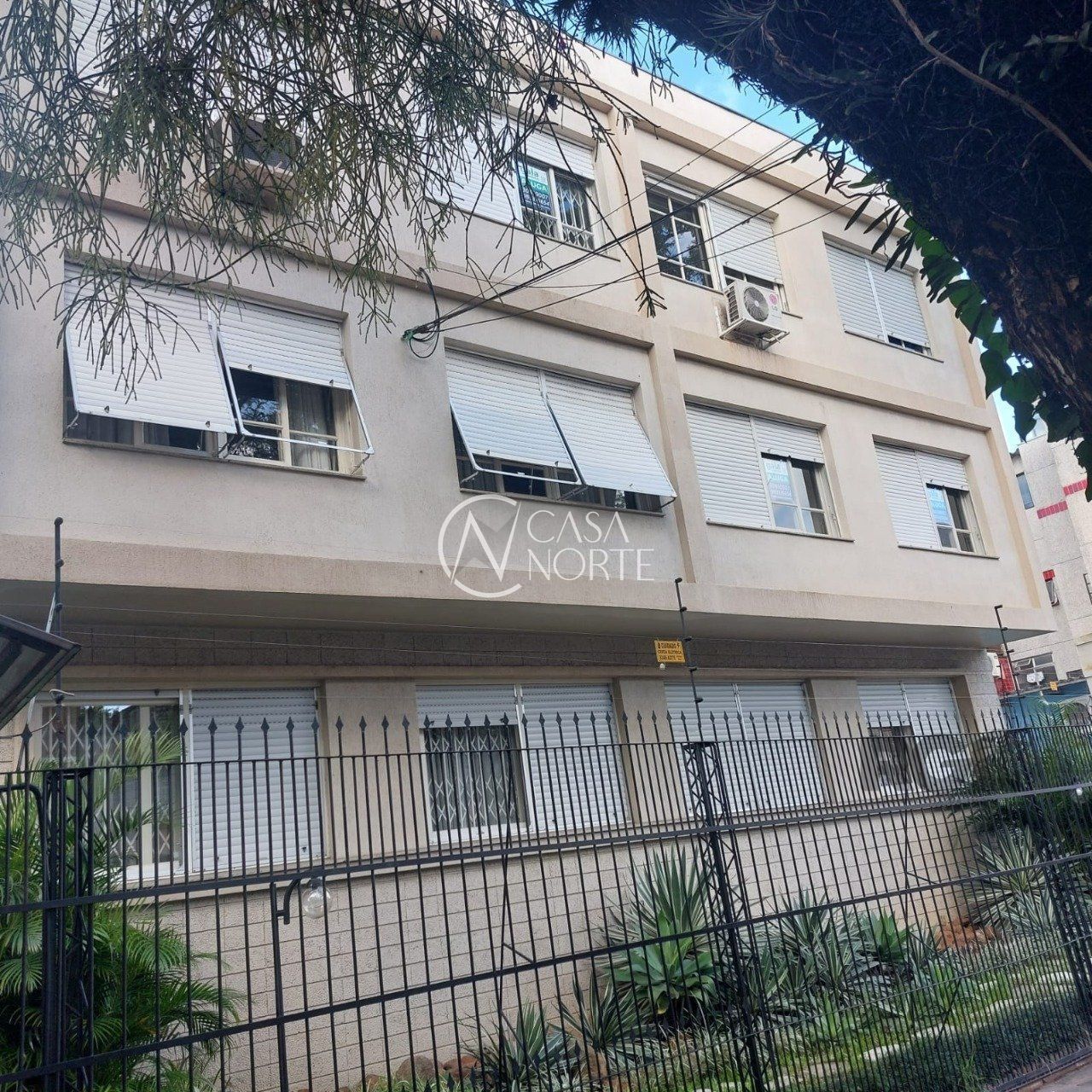 Apartamento à venda com 2 quartos, 65m², Rua Vicente da Fontoura no bairro Rio Branco em Porto Alegre