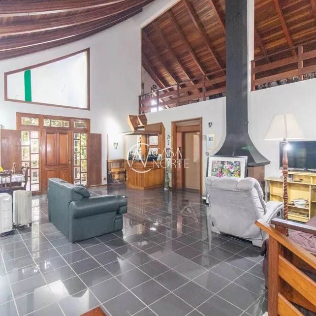 Casa à venda com 4 quartos, 400m², 1 suíte, 3 vagas, Avenida Oswaldo Gonçalves Cruz no bairro Ipanema em Porto Alegre