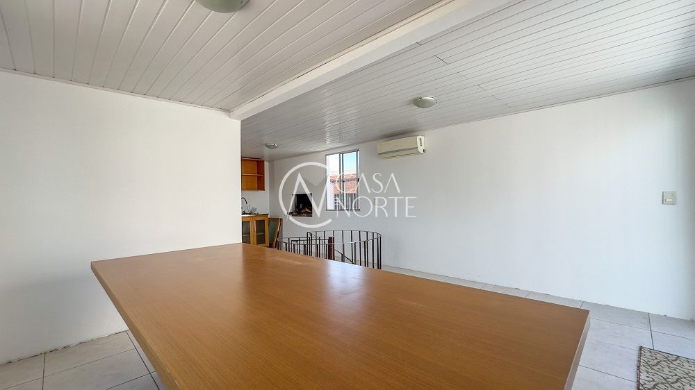 Cobertura à venda com 3 quartos, 142m², 1 suíte, 1 vaga, Rua Ari Barroso no bairro Sarandi em Porto Alegre