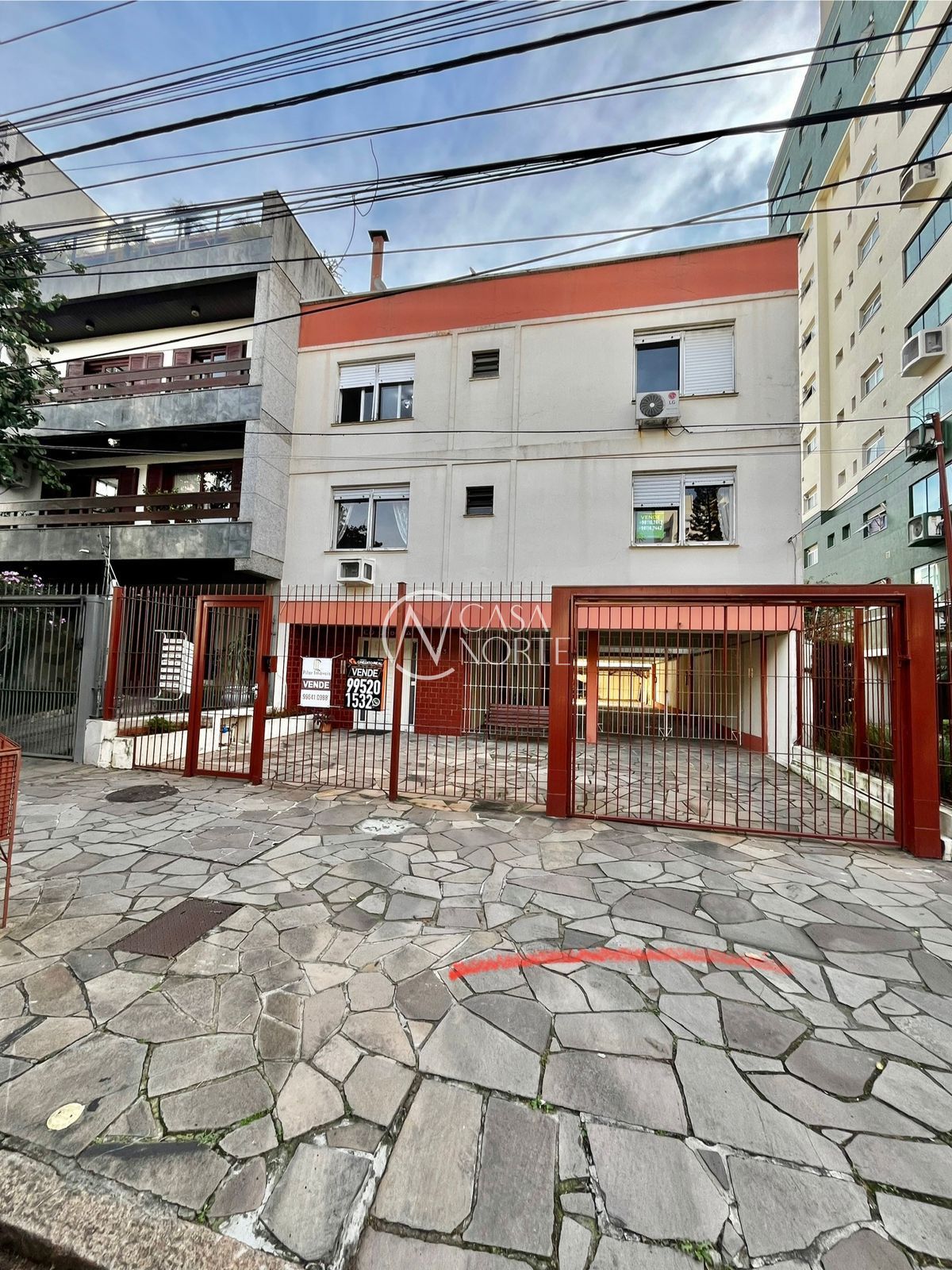 Apartamento à venda com 1 quarto, 48m², 1 suíte, 1 vaga, Rua Coronel Feijó no bairro São João em Porto Alegre