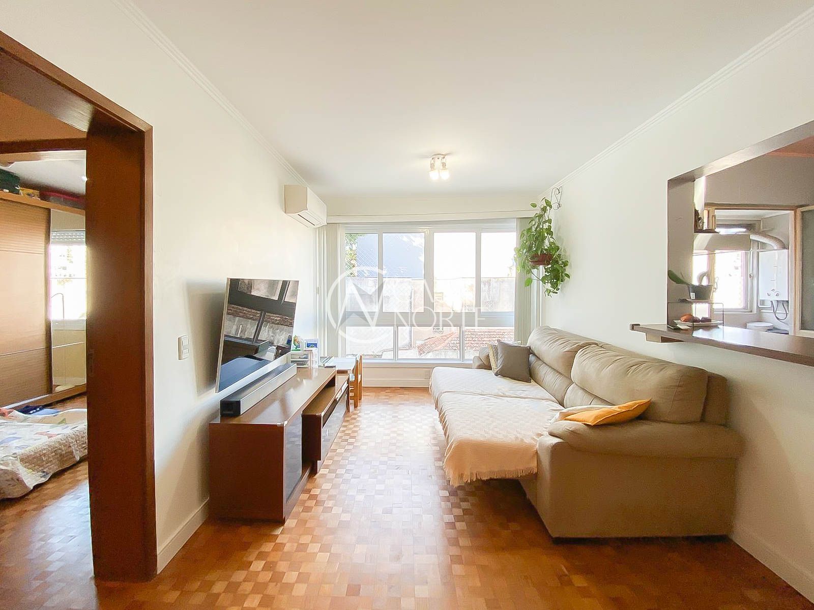 Apartamento à venda com 2 quartos, 84m², 1 suíte, 1 vaga, Rua Mariante no bairro Rio Branco em Porto Alegre
