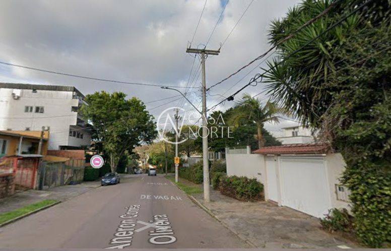 Terreno à venda  com 360m², Rua Aneron Corrêa de Oliveira no bairro Jardim do Salso em Porto Alegre