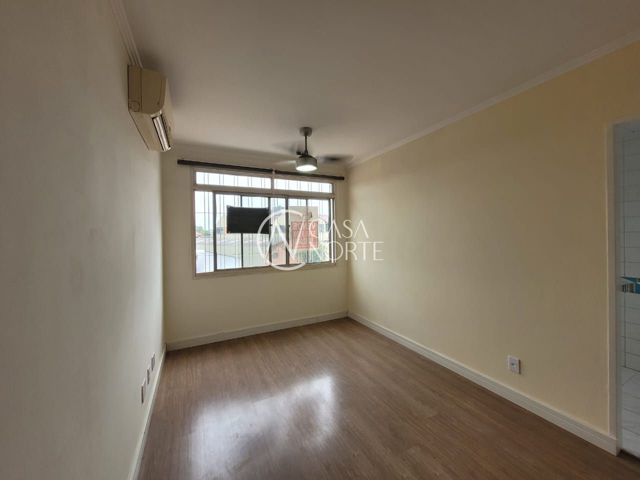 Apartamento à venda com 3 quartos, 55m², 1 vaga, Rua Gabriel Franco da Luz no bairro Sarandi em Porto Alegre