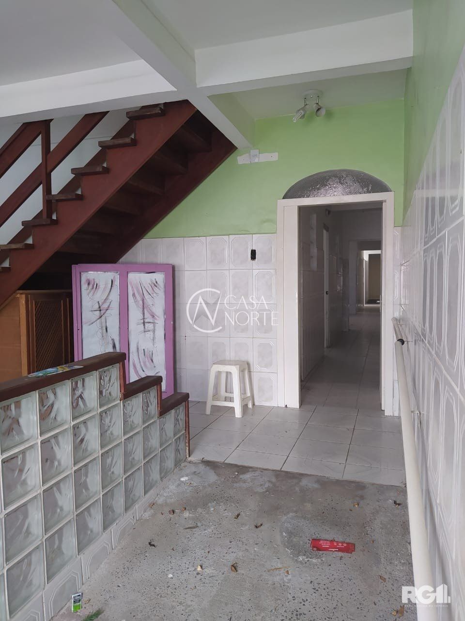 Casa à venda com 8 quartos, 342m², 4 suítes, Rua Luiz Afonso no bairro Cidade Baixa em Porto Alegre