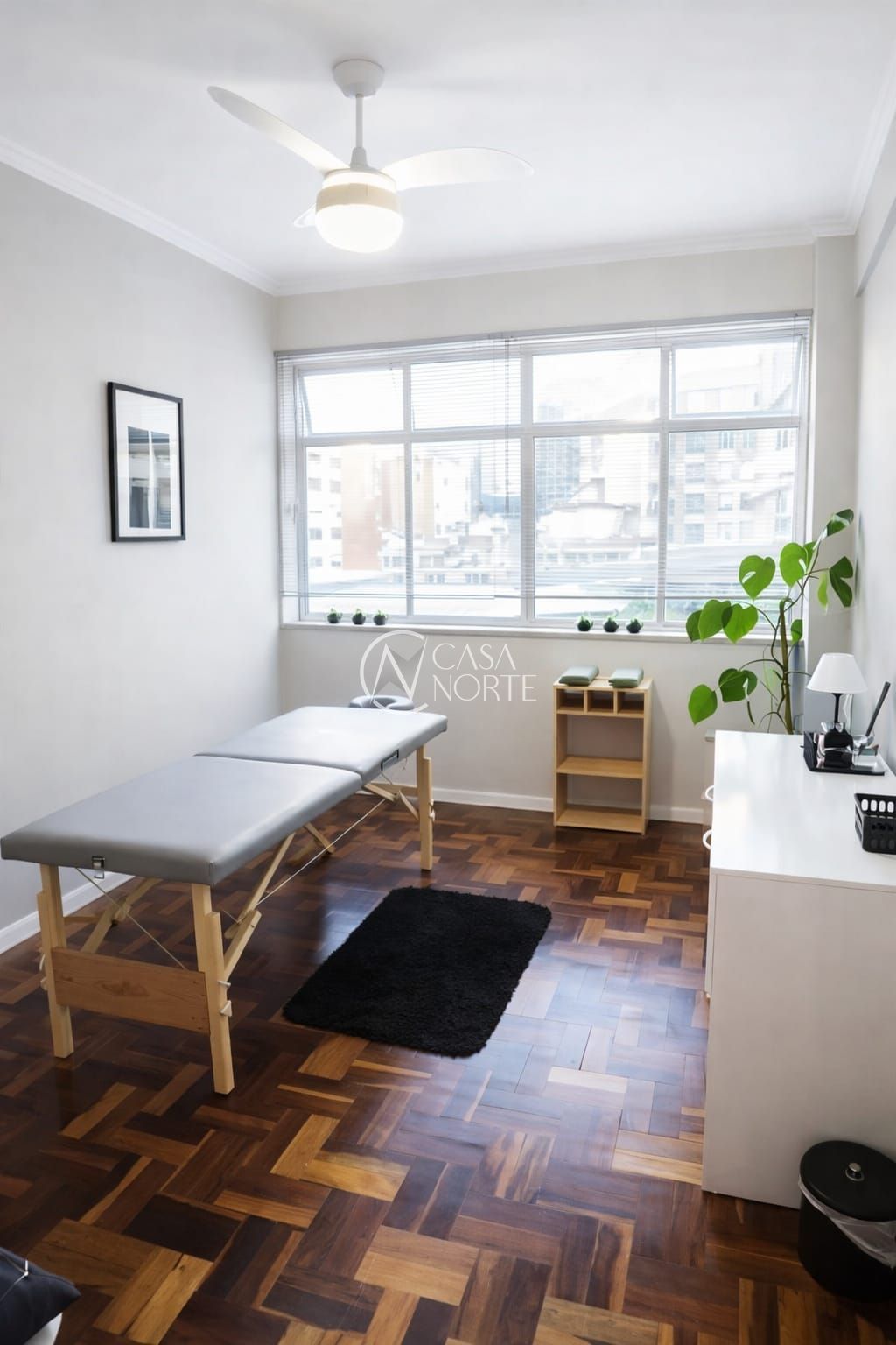 Sala Comercial à venda com 1 quarto, 28m², Rua dos Andradas no bairro Centro Histórico em Porto Alegre