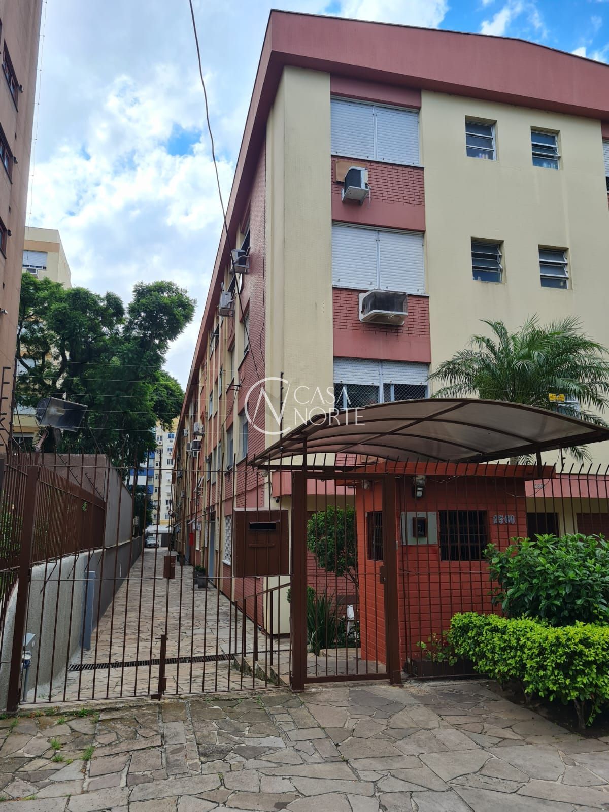 Apartamento à venda com 2 quartos, 71m², 1 vaga, Rua Anita Garibaldi no bairro Boa Vista em Porto Alegre