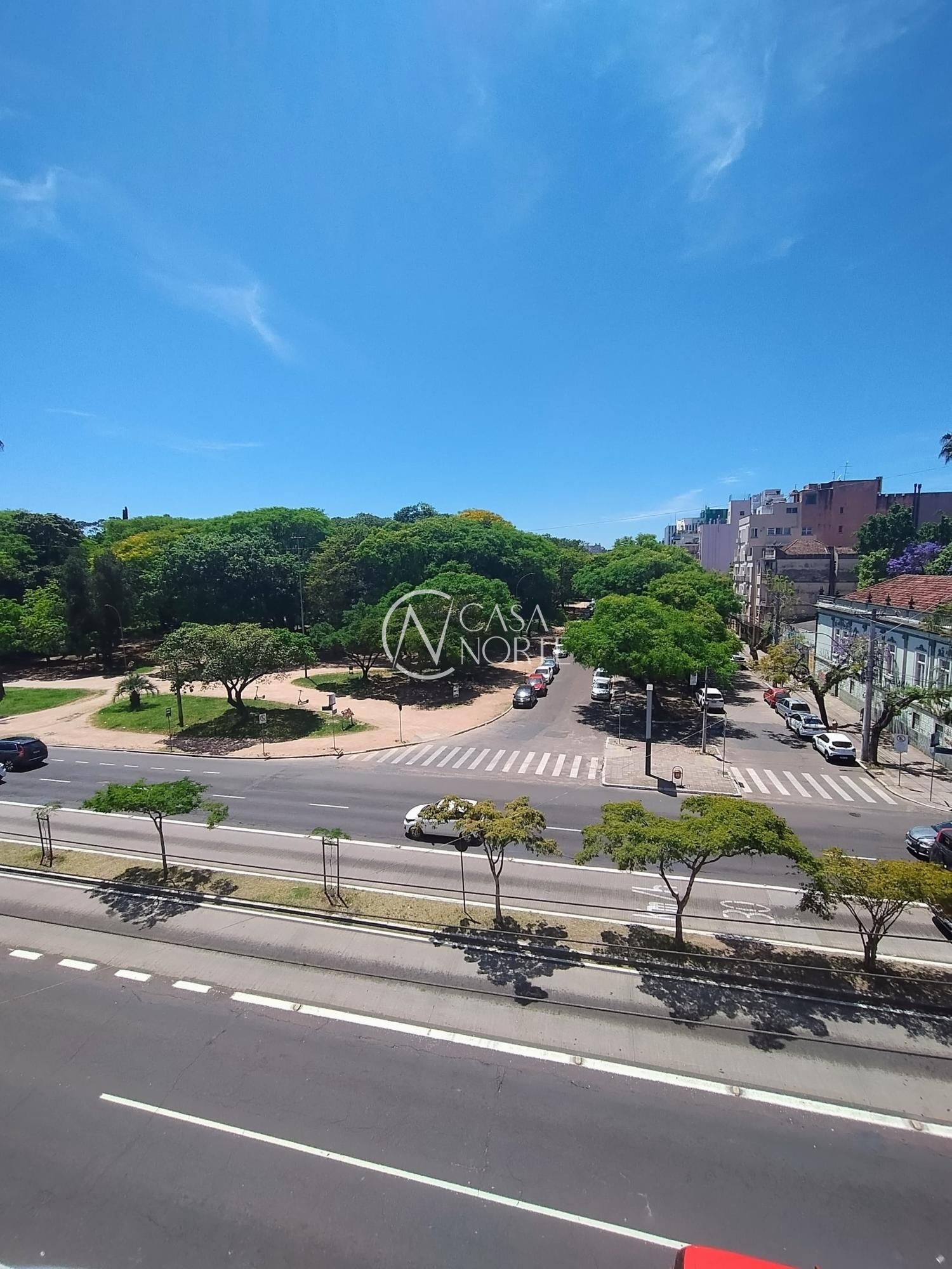 Apartamento à venda com 2 quartos, 73m², Avenida João Pessoa no bairro Centro Histórico em Porto Alegre