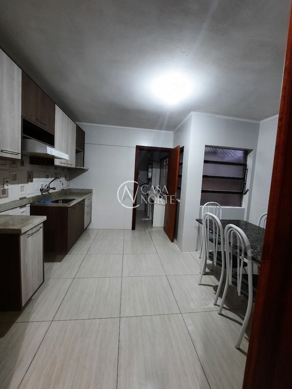 Apartamento à venda com 2 quartos, 111m², 1 suíte, 1 vaga, Rua da República no bairro Cidade Baixa em Porto Alegre