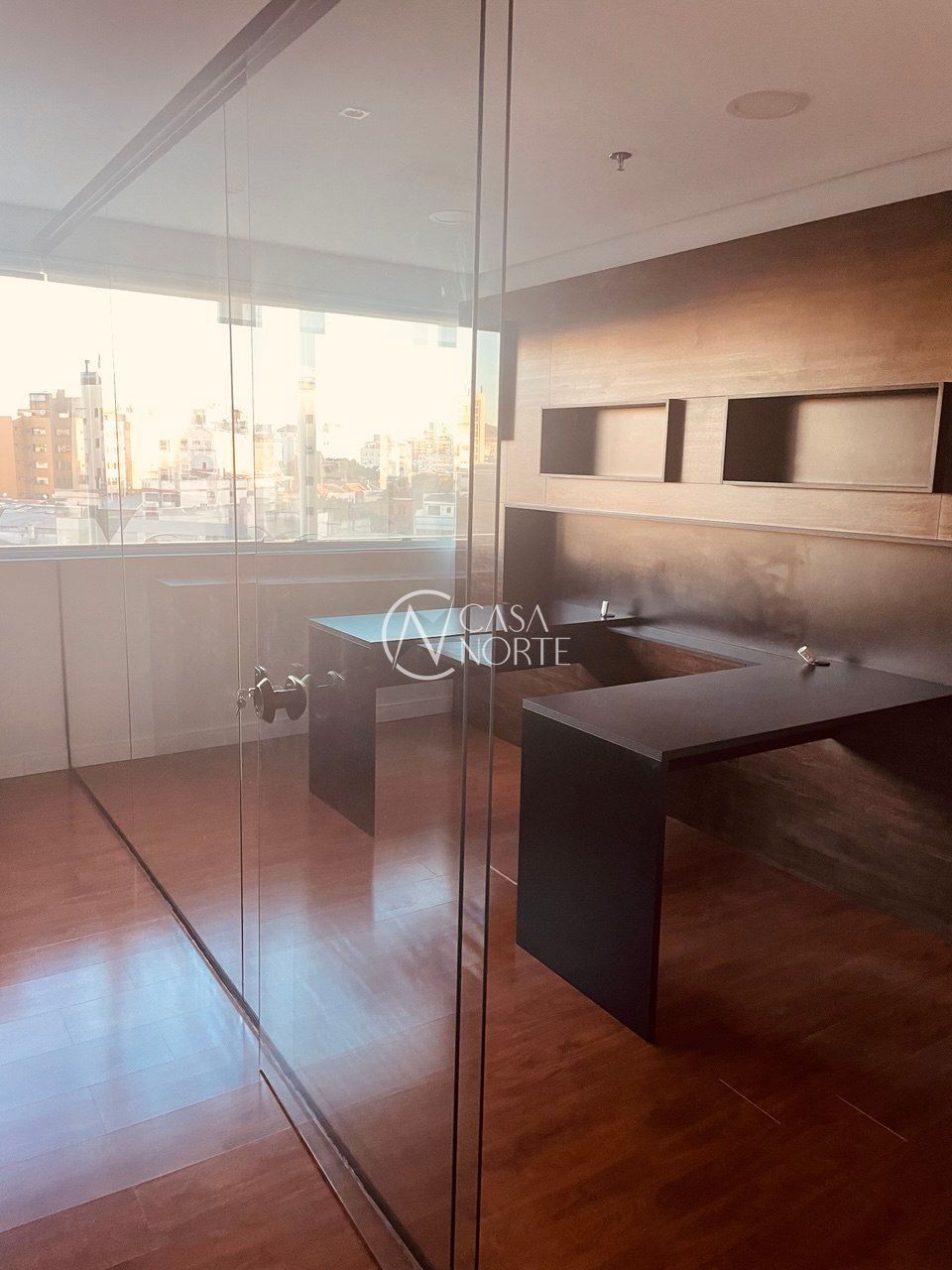 Sala Comercial à venda com 1 quarto, 35m², Loureiro da Silva no bairro Cidade Baixa em Porto Alegre