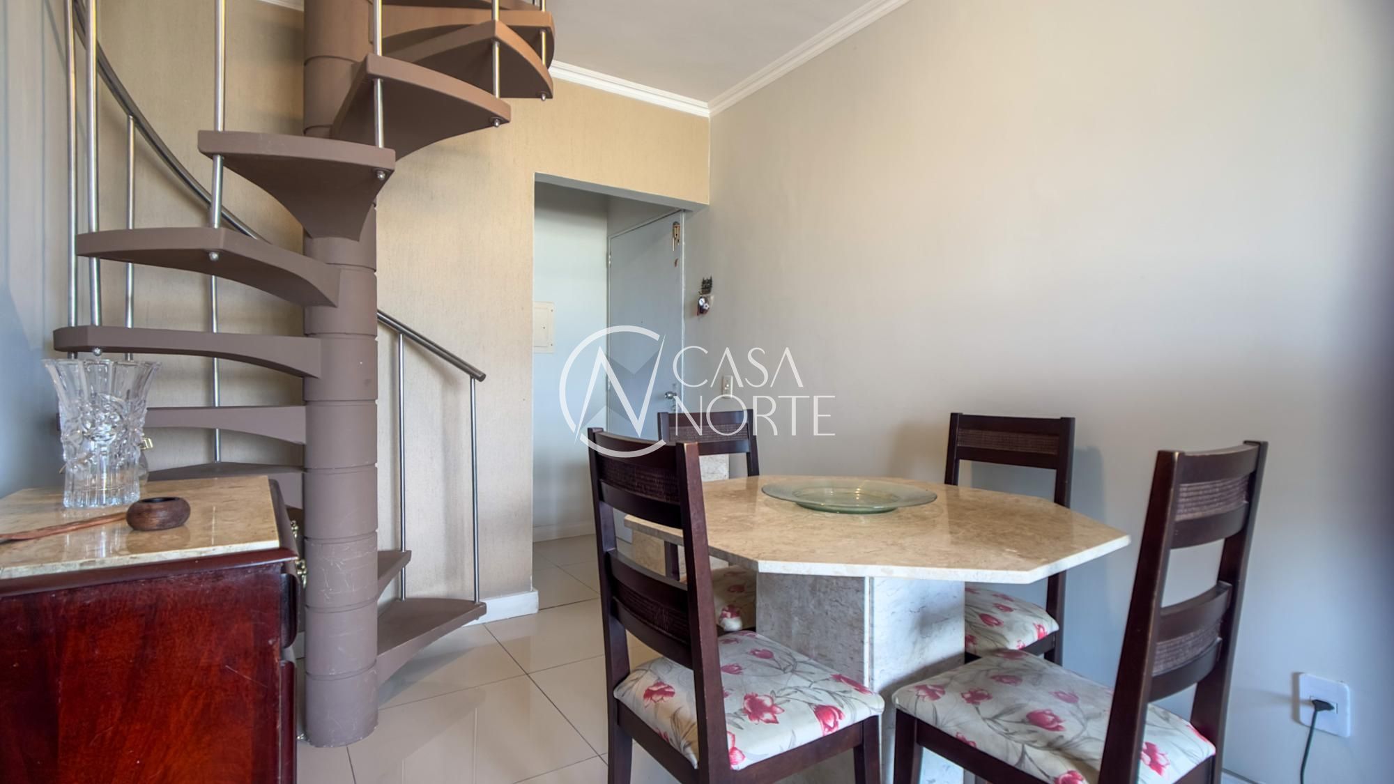 Cobertura à venda com 2 quartos, 126m², 2 vagas, Avenida Cinco de Novembro no bairro Teresópolis em Porto Alegre