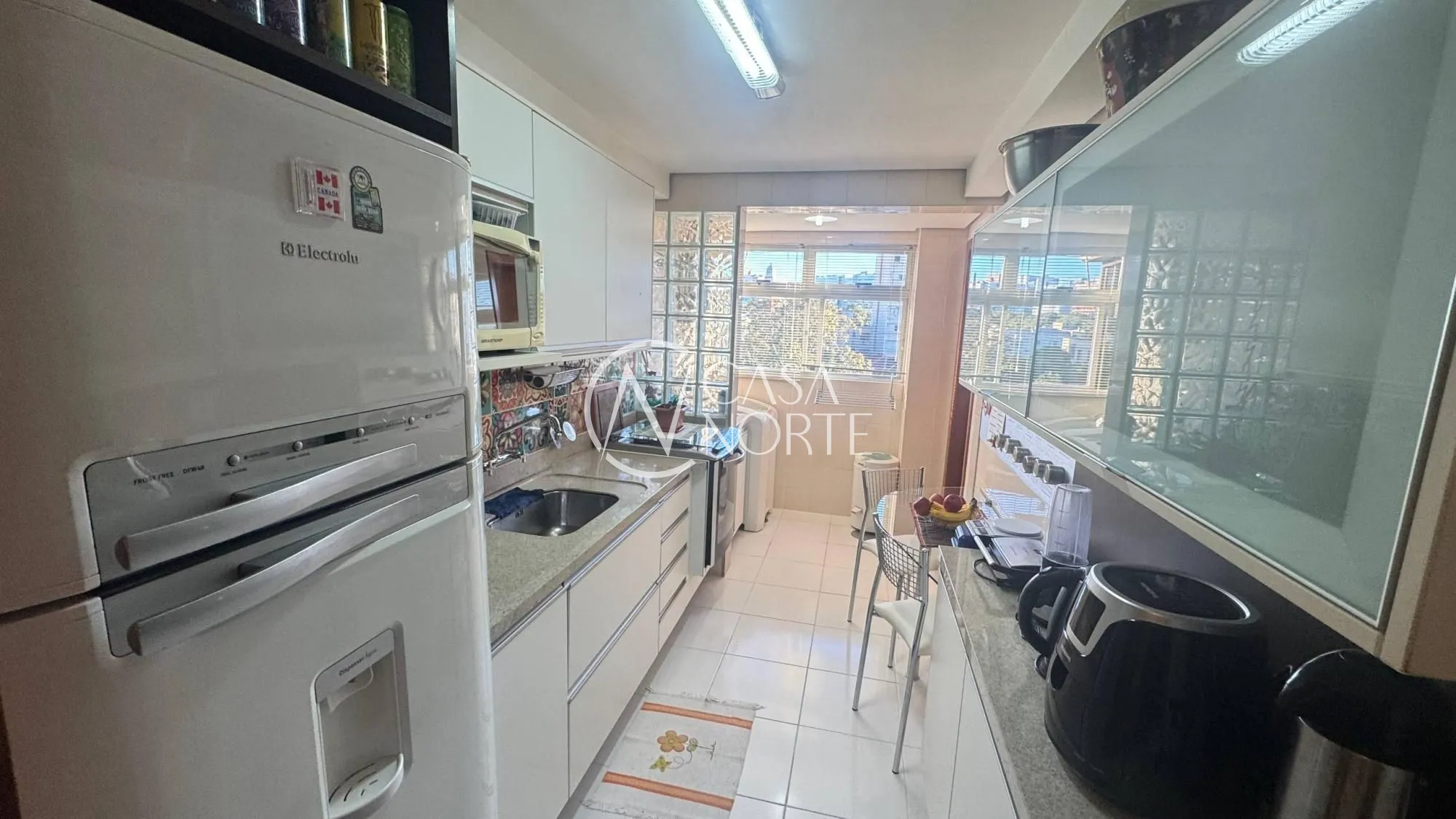 Apartamento à venda com 2 quartos, 74m², 1 vaga, Rua da República no bairro Cidade Baixa em Porto Alegre