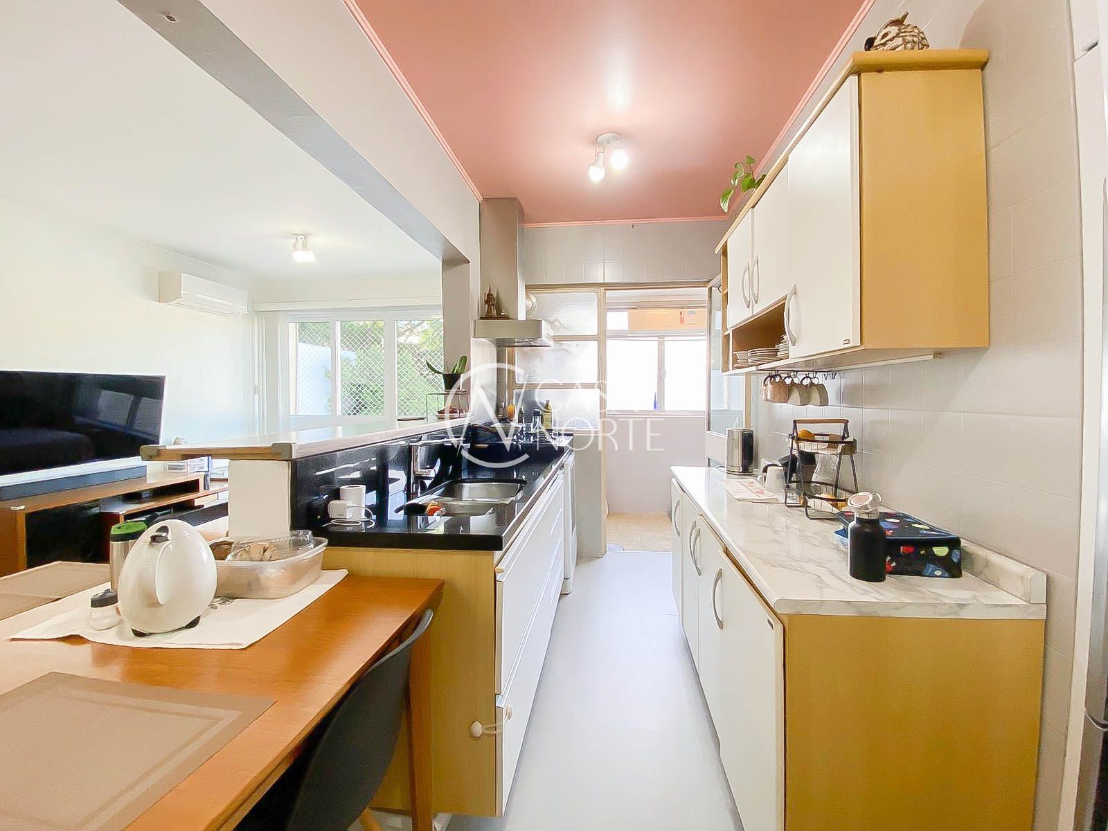 Apartamento à venda com 2 quartos, 84m², 1 suíte, 1 vaga, Rua Mariante no bairro Rio Branco em Porto Alegre