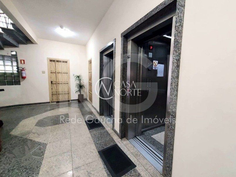 Apartamento à venda com 3 quartos, 123m², 2 vagas, Rua General Lima e Silva no bairro Centro Histórico em Porto Alegre