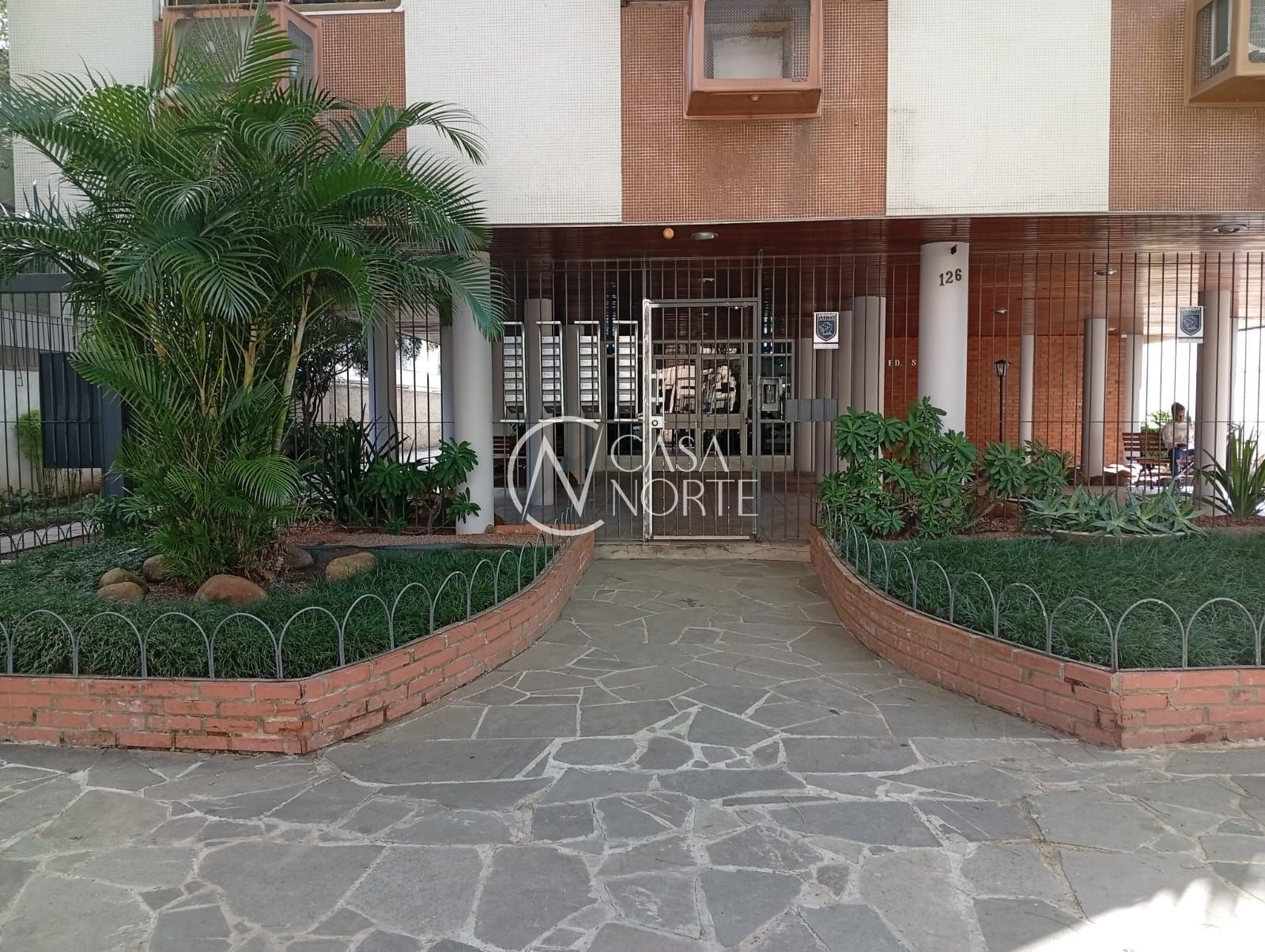 Apartamento à venda com 3 quartos, 105m², 1 suíte, 1 vaga, Rua Olavo Bilac no bairro Azenha em Porto Alegre