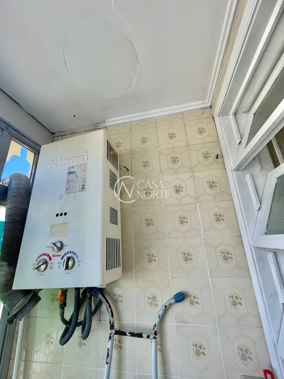 Apartamento à venda com 2 quartos, 68m², 1 vaga, Rua Dezessete de Junho no bairro Menino Deus em Porto Alegre