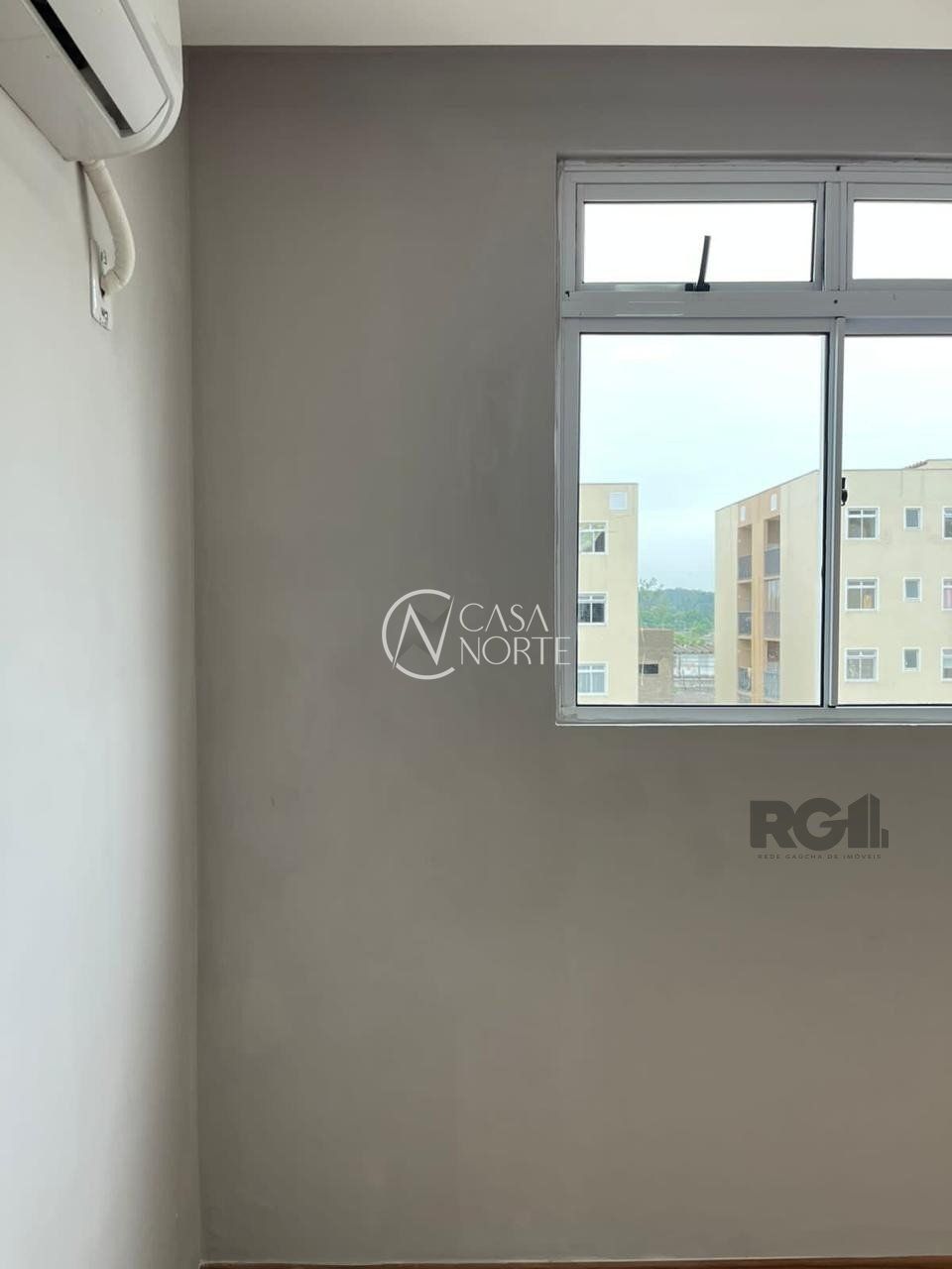 Casa à venda com 2 quartos, 70m², 2 vagas, Avenida Nossa Senhora de Guadalupe no bairro Hípica em Porto Alegre