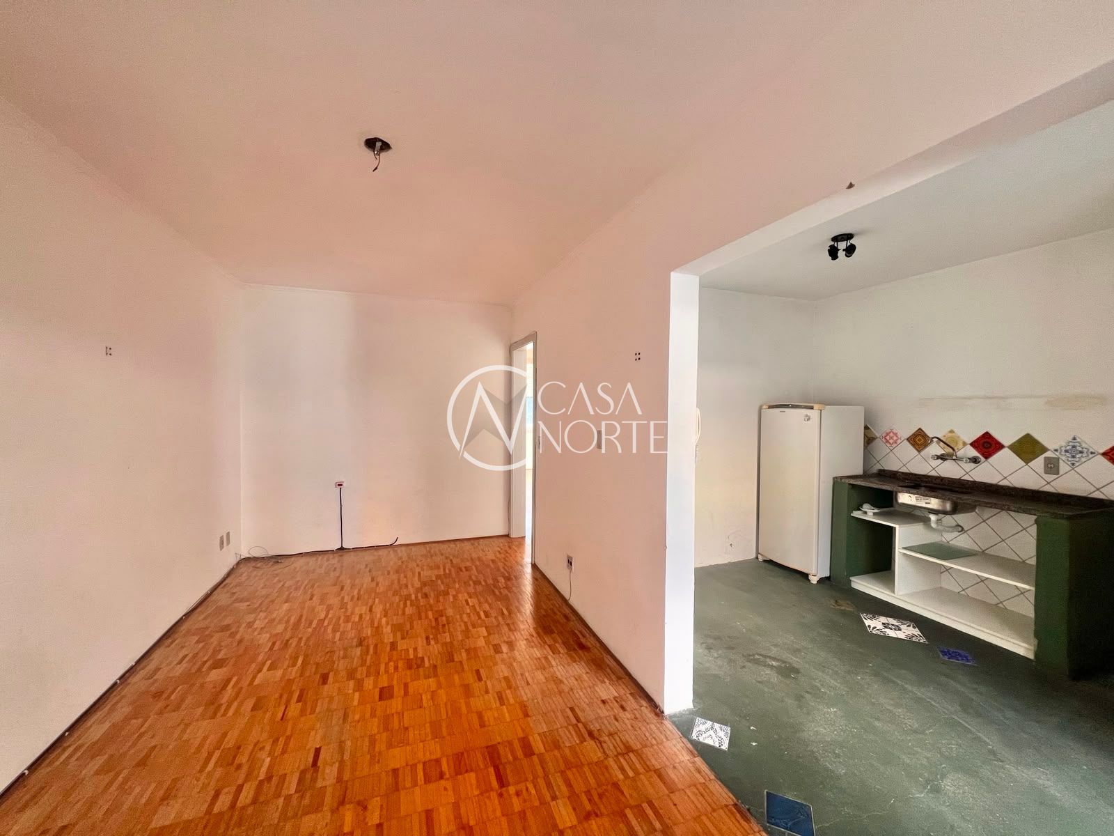 Apartamento à venda com 2 quartos, 75m², Rua Joaquim Nabuco no bairro Cidade Baixa em Porto Alegre