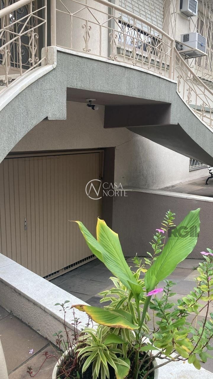 Apartamento à venda com 3 quartos, 74m², 1 vaga, Avenida Jerônimo de Ornelas no bairro Santana em Porto Alegre