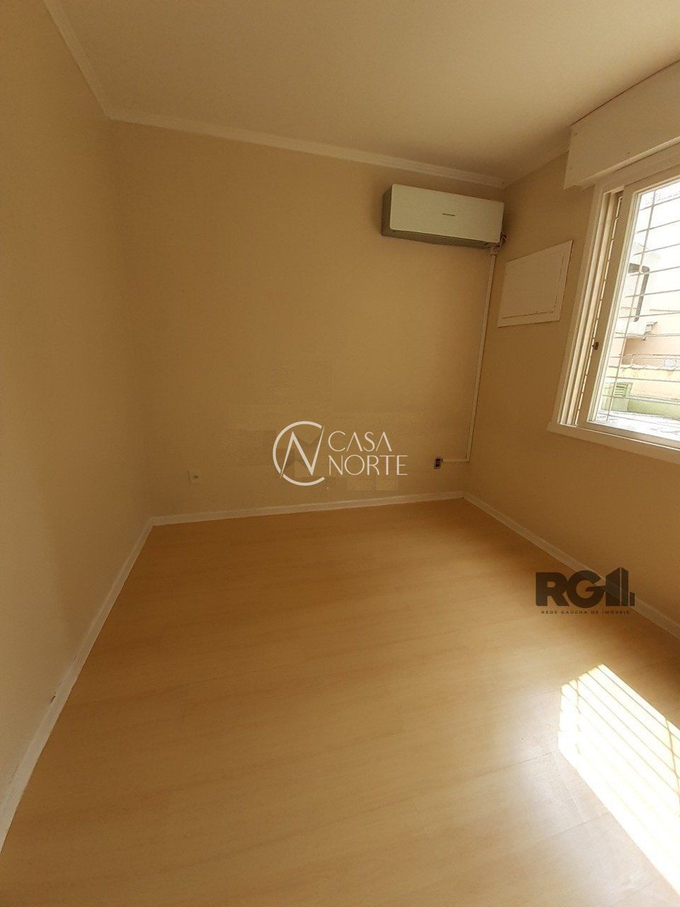 Apartamento à venda com 1 quarto, 44m², 1 vaga, Avenida Padre Cacique no bairro Praia de Belas em Porto Alegre