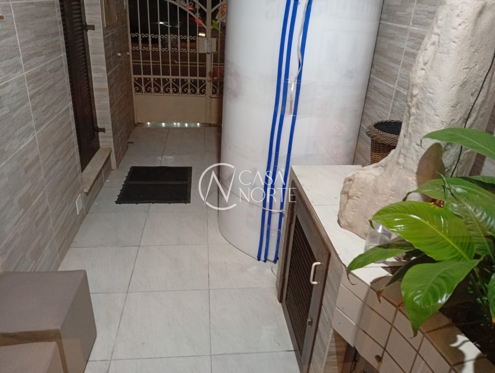 Casa à venda com 5 quartos, 170m², 1 vaga, Rua José do Patrocínio no bairro Cidade Baixa em Porto Alegre