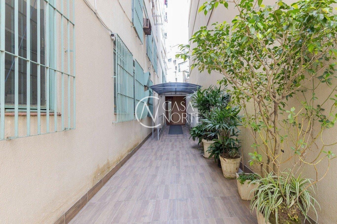 Apartamento à venda com 1 quarto, 45m², Rua General Salustiano no bairro Centro Histórico em Porto Alegre