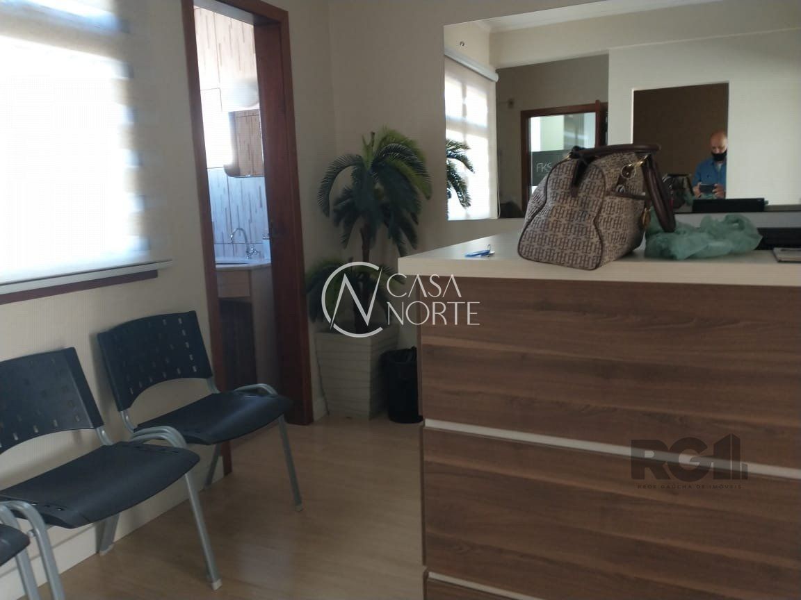 Sala Comercial à venda , 58m², Rua Onofre Pires no bairro Azenha em Porto Alegre