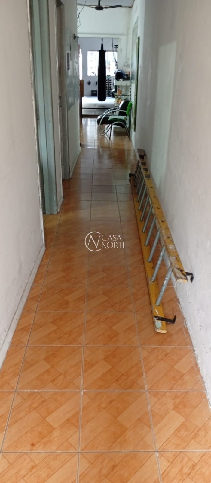 Casa Comercial à venda com 1 quarto, 130m², Rua José do Patrocínio no bairro Cidade Baixa em Porto Alegre