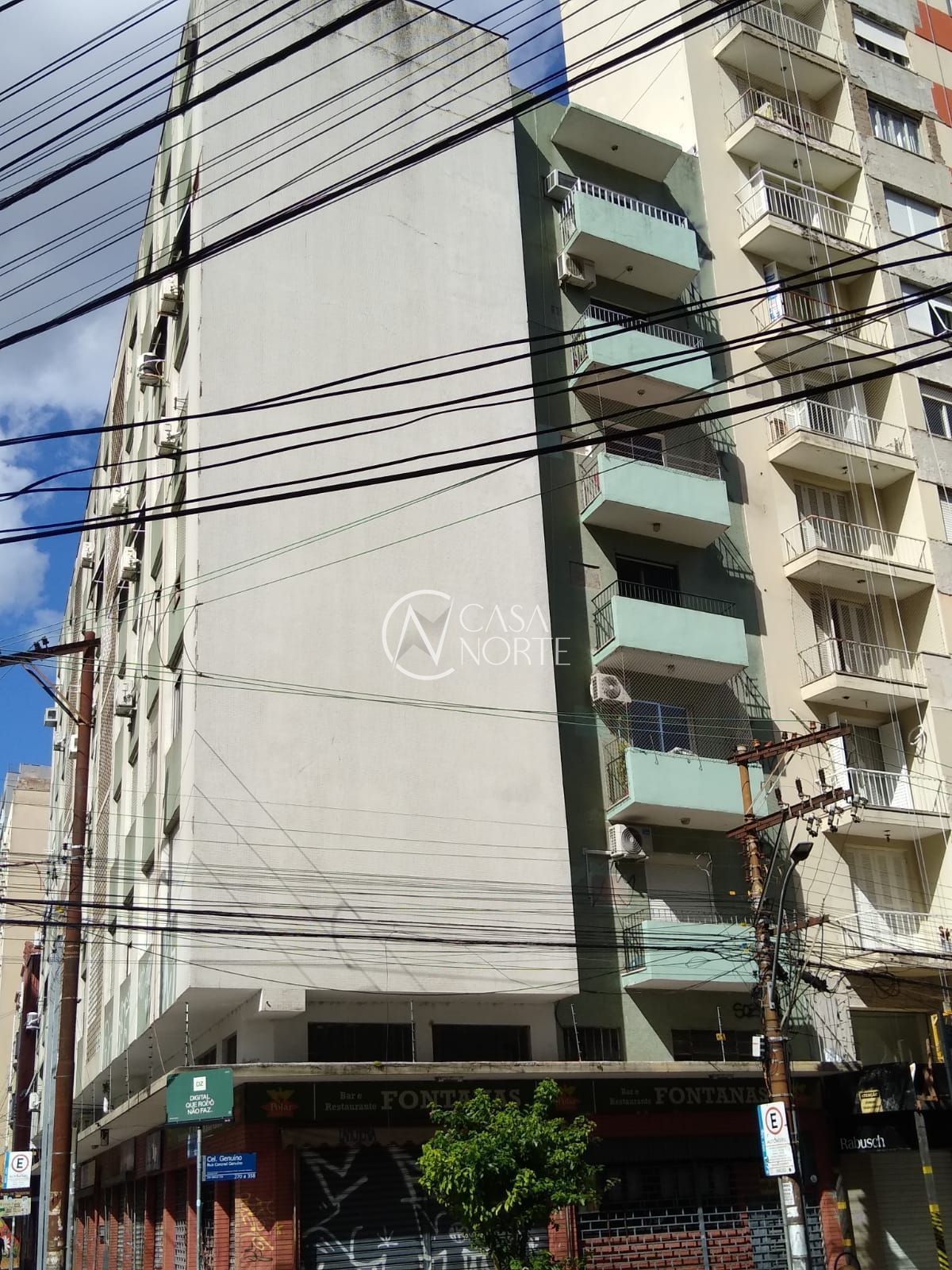 Apartamento à venda com 2 quartos, 80m², Rua José do Patrocínio no bairro Cidade Baixa em Porto Alegre