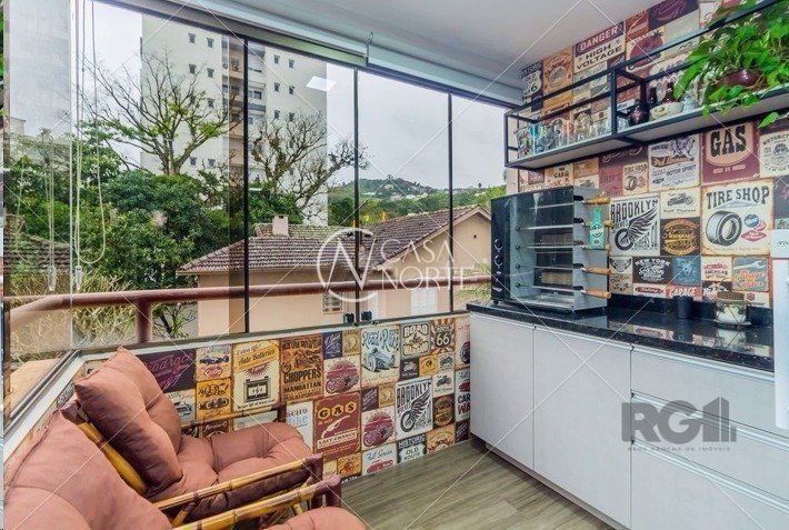 Apartamento à venda com 2 quartos, 74m², 1 vaga, Avenida Engenheiro Ludolfo Boehl no bairro Teresópolis em Porto Alegre