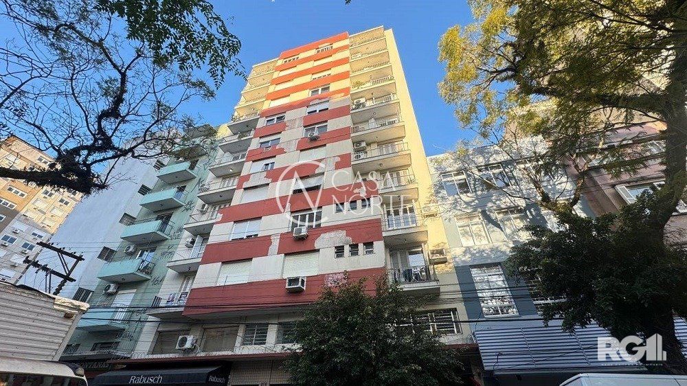 Apartamento à venda com 3 quartos, 89m², 1 vaga, Rua Coronel Genuino no bairro Centro Histórico em Porto Alegre
