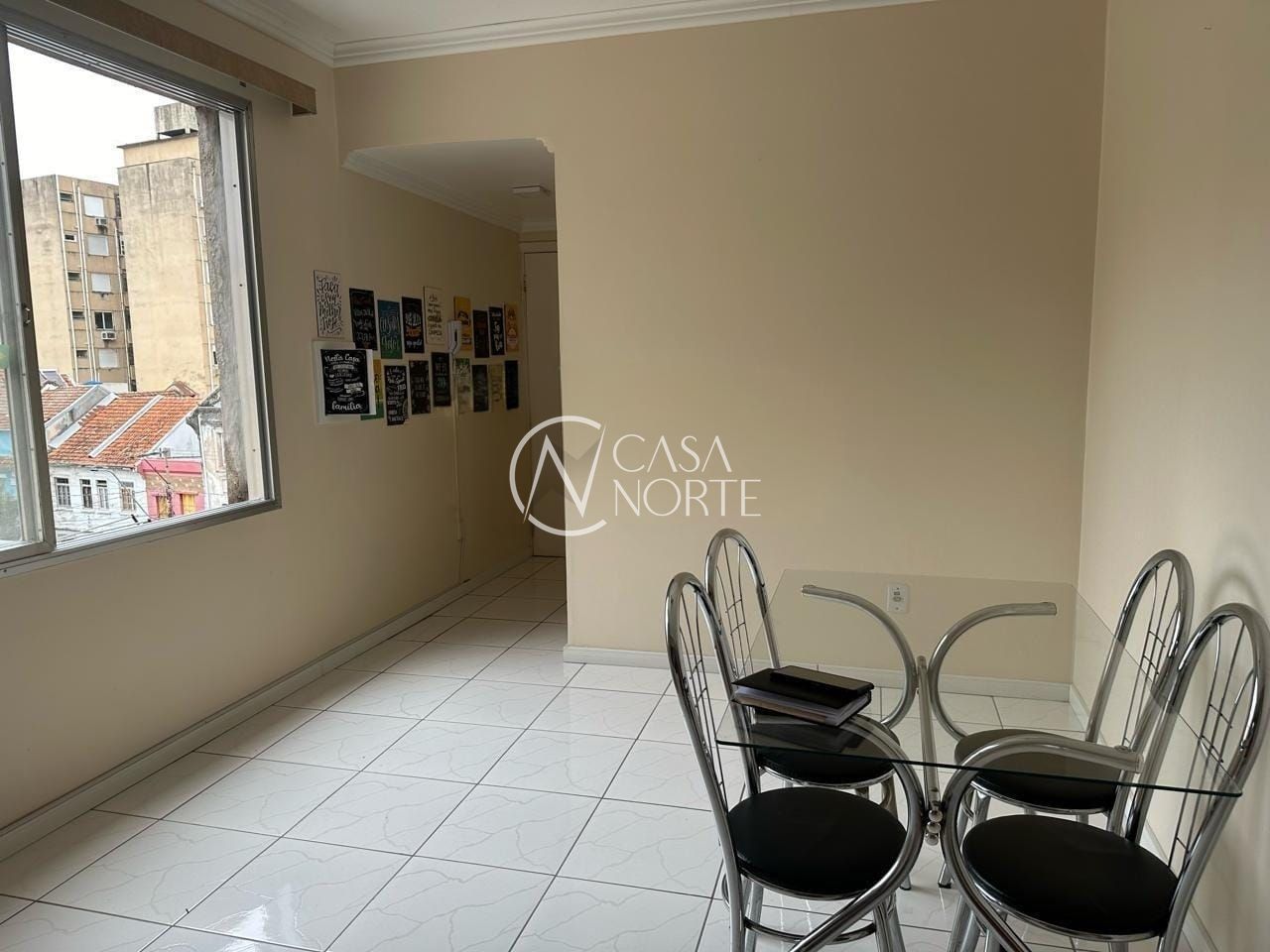 Apartamento à venda com 2 quartos, 69m², Rua Coronel Fernando Machado no bairro Centro Histórico em Porto Alegre