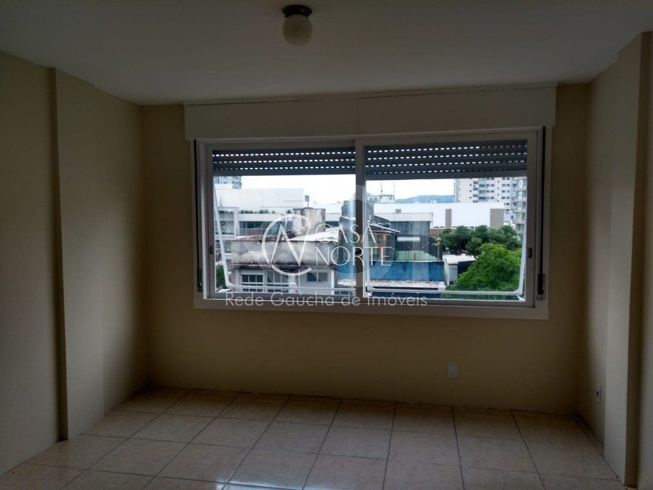 Kitnet à venda , 28m², Rua da Republica no bairro Cidade Baixa em Porto Alegre