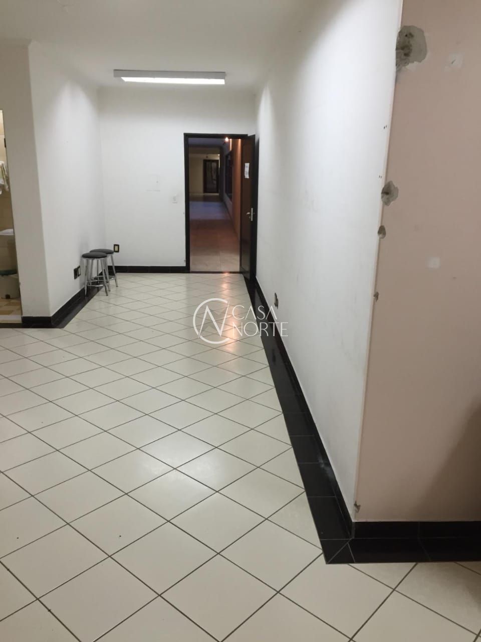 Sala Comercial à venda com 1 quarto, 52m², Praça Quinze de Novembro no bairro Centro Histórico em Porto Alegre