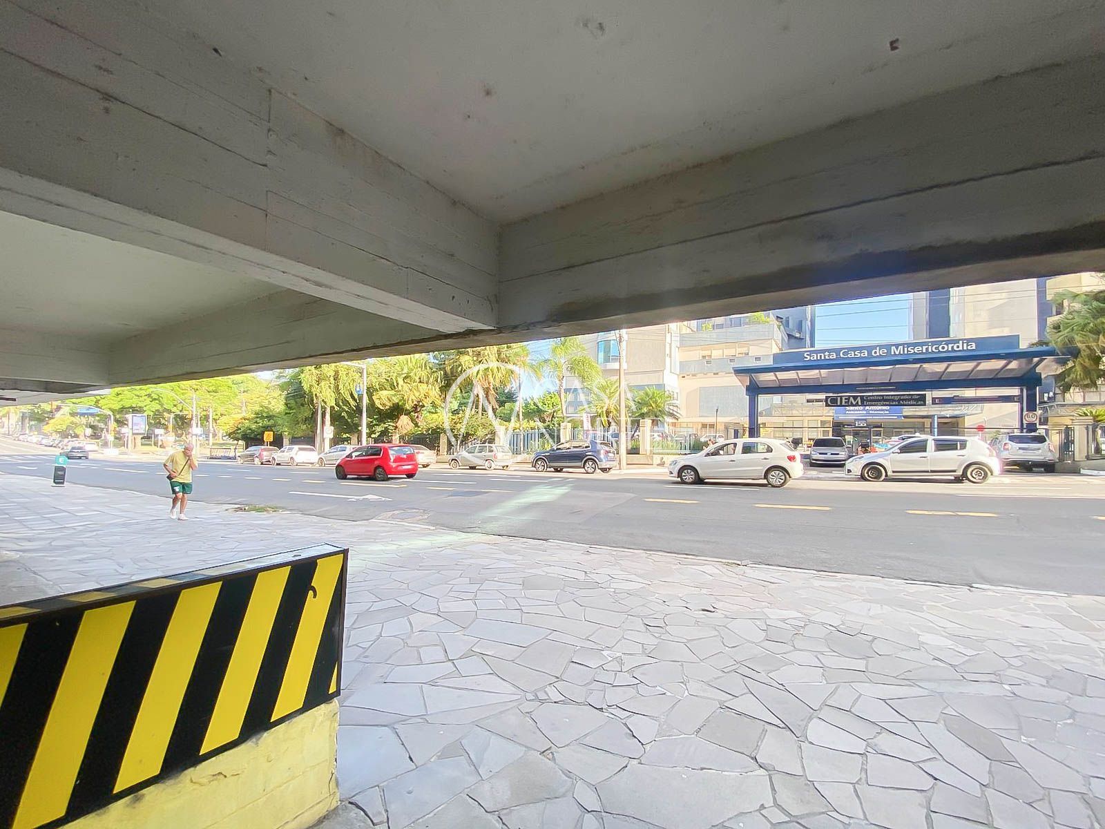 Box à venda , 11m², Avenida Independência no bairro Independência em Porto Alegre