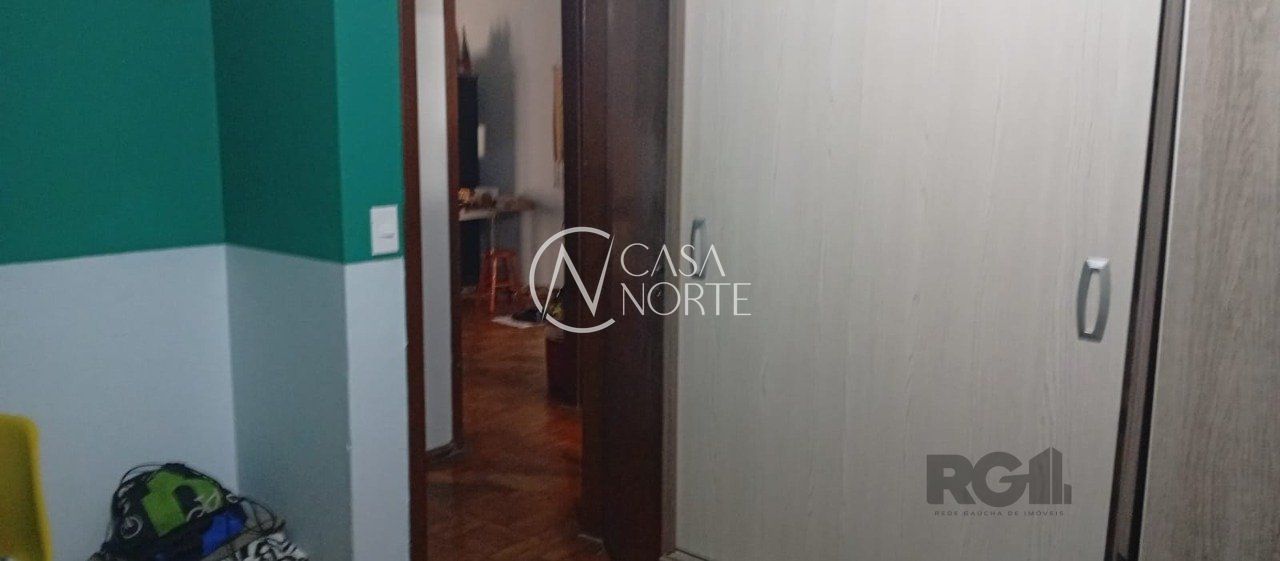 Apartamento à venda com 2 quartos, 61m², Avenida João Pessoa no bairro Santana em Porto Alegre