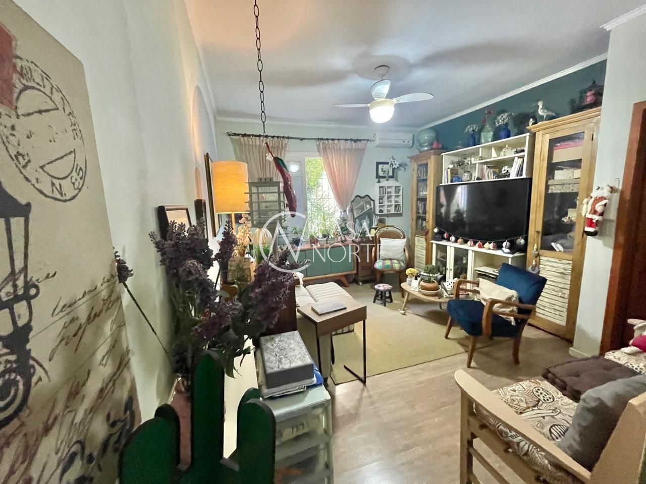 Apartamento à venda com 2 quartos, 60m², Rua Barbedo no bairro Menino Deus em Porto Alegre