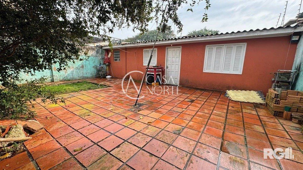 Terreno à venda  com 301m², Travessa Serafim Terra no bairro Jardim Botânico em Porto Alegre